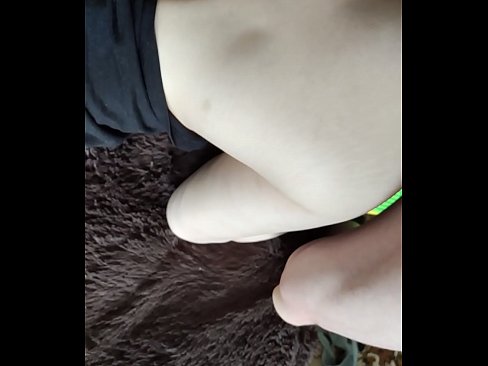 ❤️ Nwa agbọghọ Russia na-asụ ude n'ụlọ gbasara akụkụ 2 ☑ Anal video ️❤
